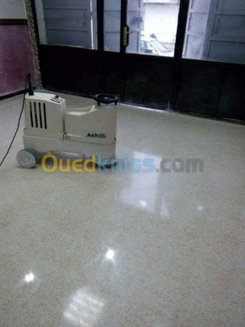 Ponçage et lustrage