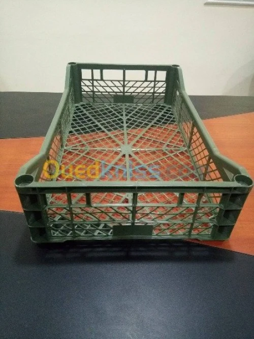 fabrications des caisses en plastiques