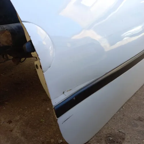Porte à droite twingo 2013 fina sbigha blache