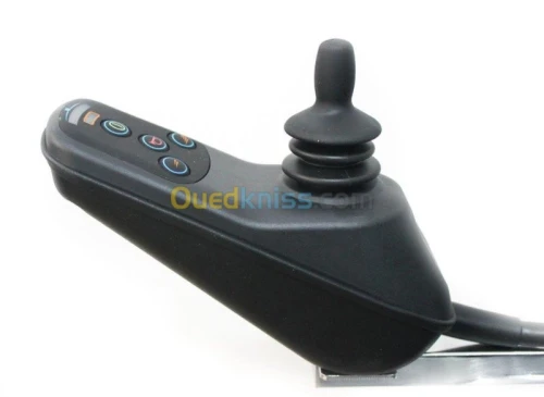 FAUTEUIL ROULANT ÉLECTRIQUE 