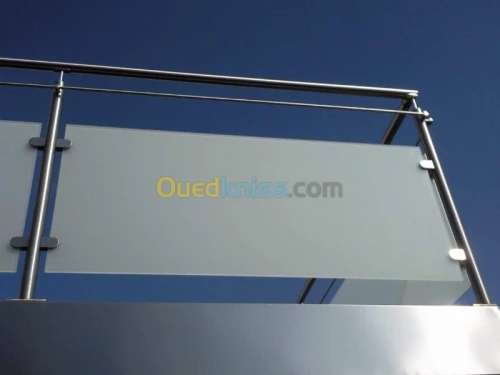  verre trempé et rideaux electrique