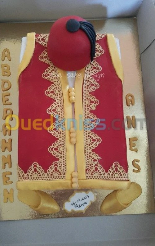 Gateaux d'anniversaire et pièce montée