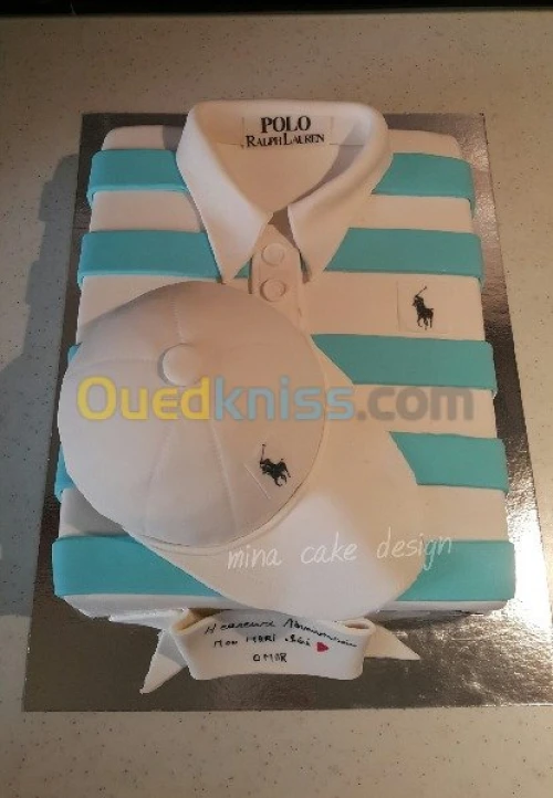 Gateaux d'anniversaire et pièce montée