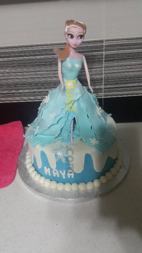 Gateaux d'anniversaire et pièce montée