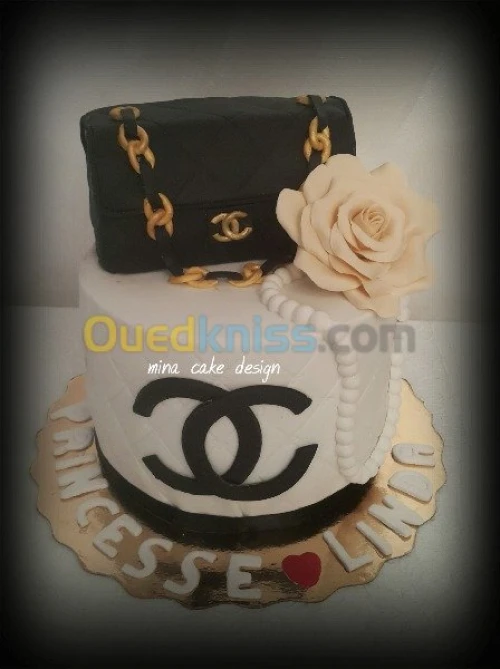 Gateaux d'anniversaire et pièce montée