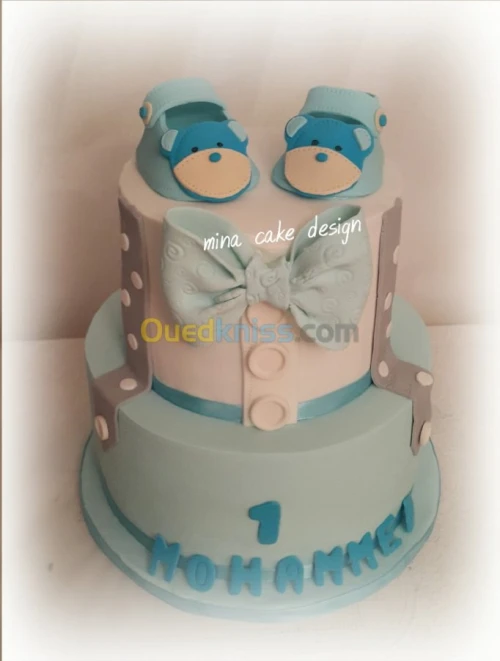 Gateaux d'anniversaire et pièce montée