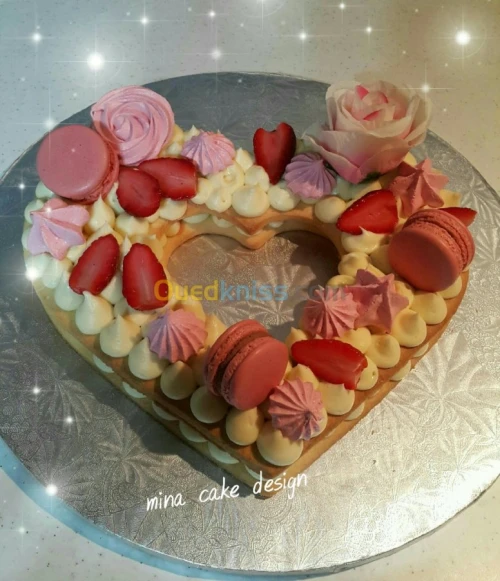 Gateaux d'anniversaire et pièce montée