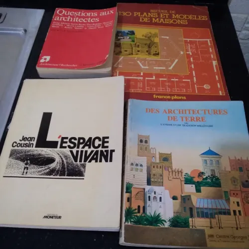 lot de 14 livres et 04 revues d'Architecture