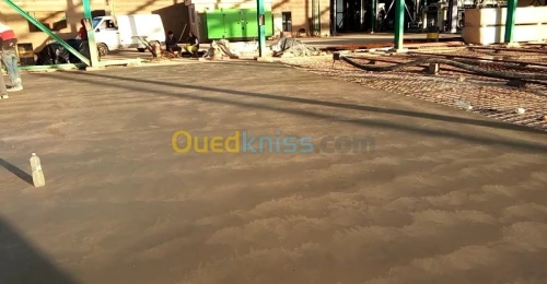   travaux du terrassement en béton