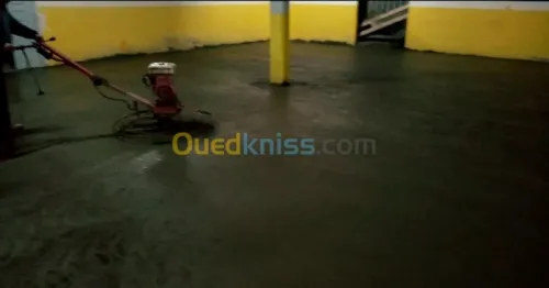   travaux du terrassement en béton