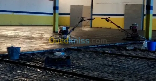   travaux du terrassement en béton