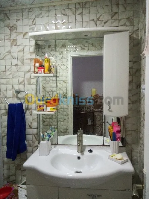 Echange Appartement F4 Oran Oran