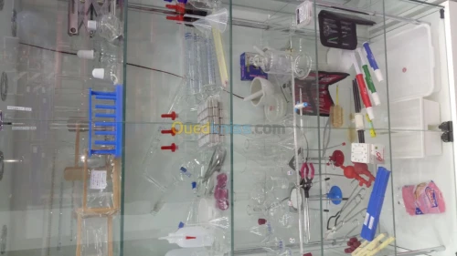 materiel didactique et laboratoire