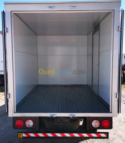 Carrosseries KIA K2500, HYUNDAI H100