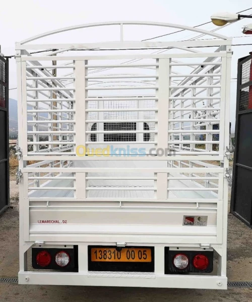 Carrosseries KIA K2500, HYUNDAI H100