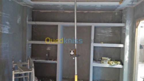   Travaux d' aménage  et  décoration
