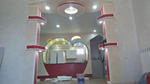   Travaux d' aménage  et  décoration