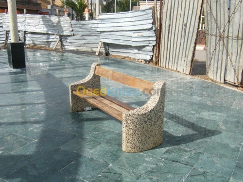 Fabrication des jeux et vente