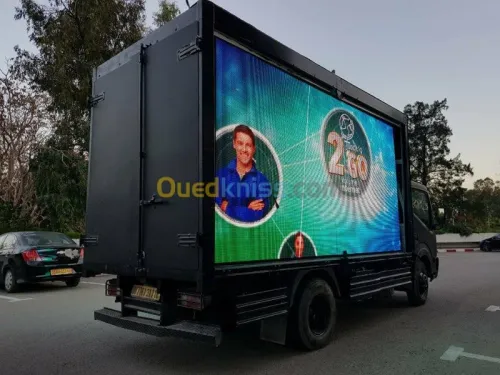 Location Camion publicitaire 