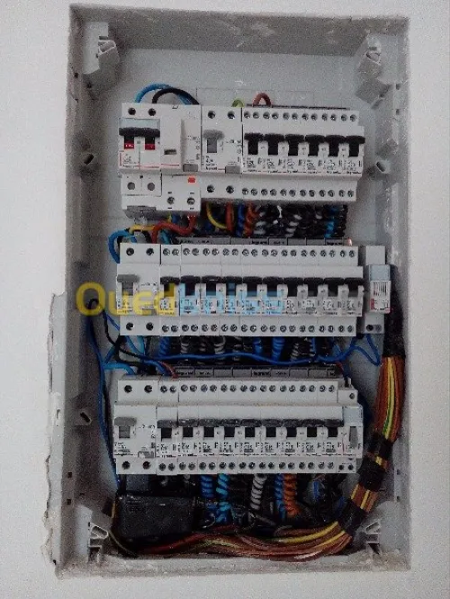 Électricien bâtiment et industrielle