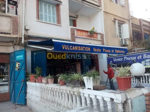 store extérieur sur mesure llaza 2024