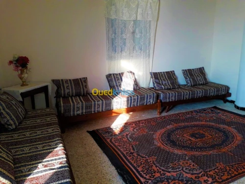 Location Appartement F3 Skikda Collo