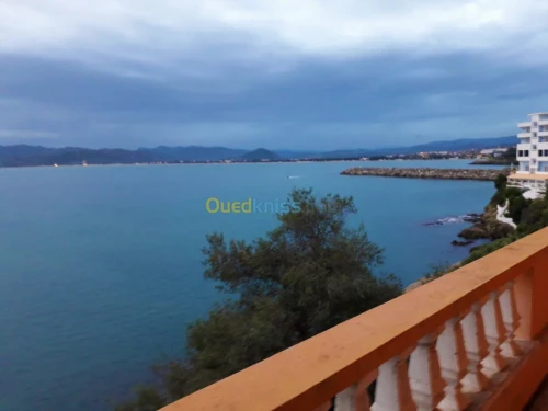 Location Appartement F3 Skikda Collo