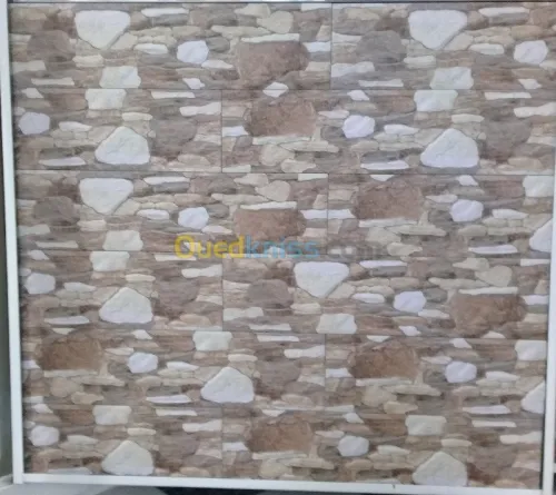 أحجار حقيقية ومزيفة إنتاج محلي وأجنبي