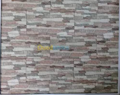 أحجار حقيقية ومزيفة إنتاج محلي وأجنبي