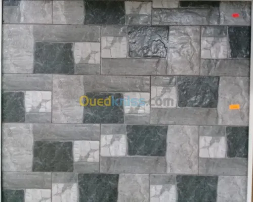 أحجار حقيقية ومزيفة إنتاج محلي وأجنبي