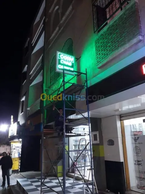 Fabrication panneaux LED programable