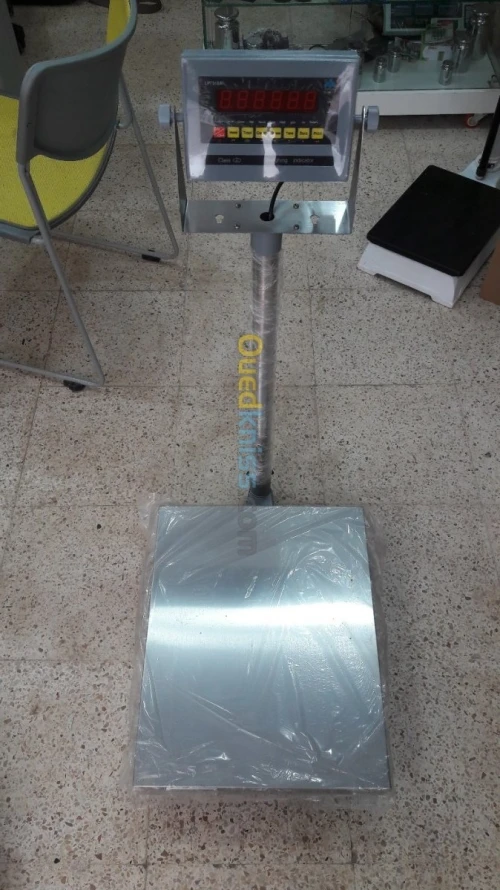 ميزان إلكتروني للمحلات