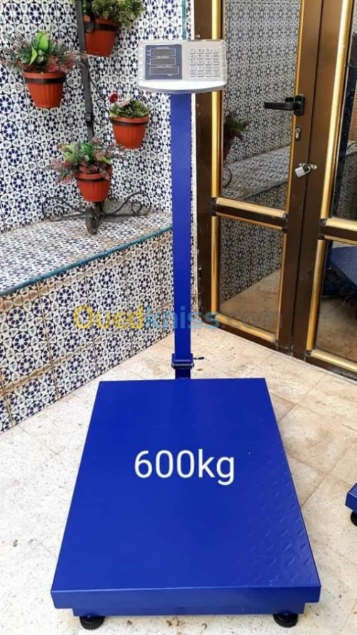 ميزان إلكتروني للمحلات