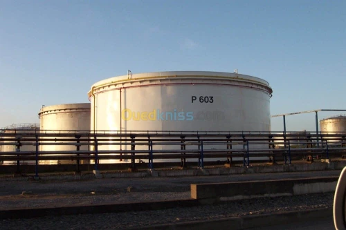 BACS DE STOCKAGE POSE PIPE LINE