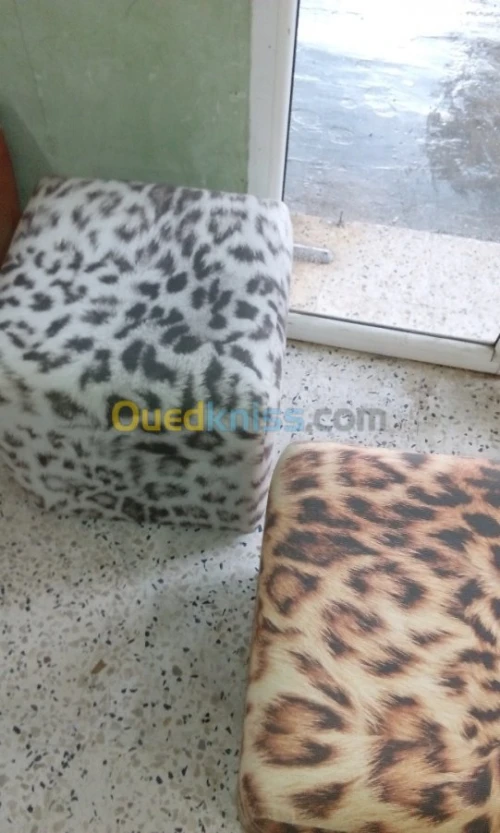 OBJETS DECORATIFS 