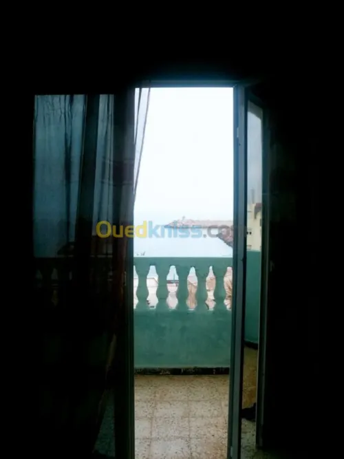 Location Appartement F4 Mostaganem Mostaganem