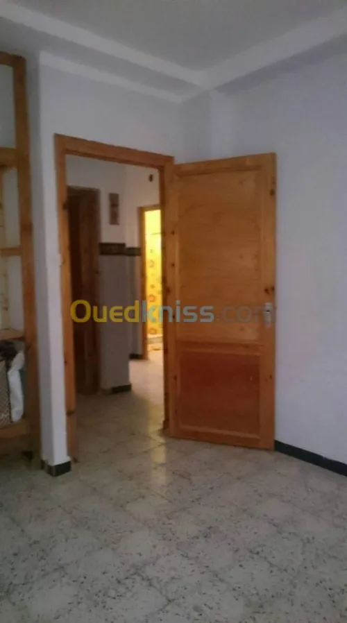 Location Appartement F4 Mostaganem Mostaganem