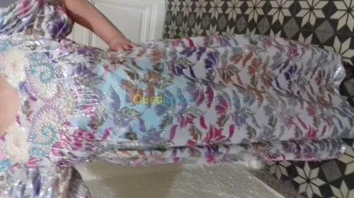 vêtement traditionnelles + un karakou 