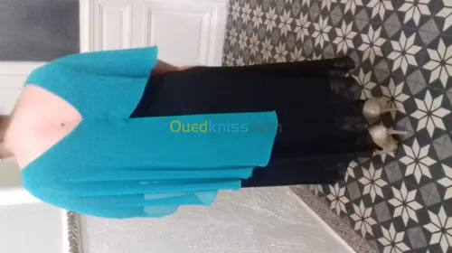 vêtement traditionnelles + un karakou 