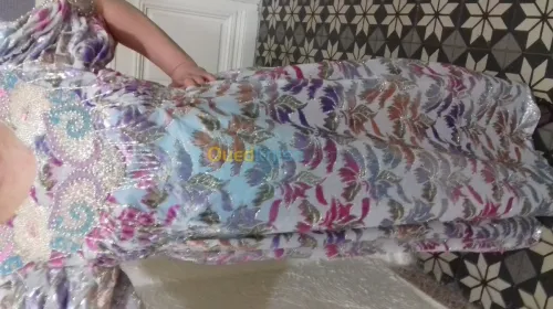 vêtement traditionnelles + un karakou 