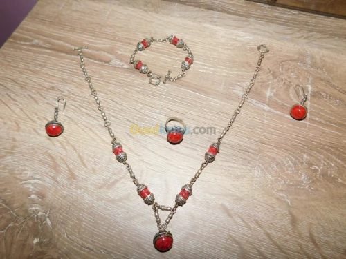 Parures en argent kabyle moderne