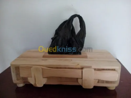 Bibelots en bois pour décoration  