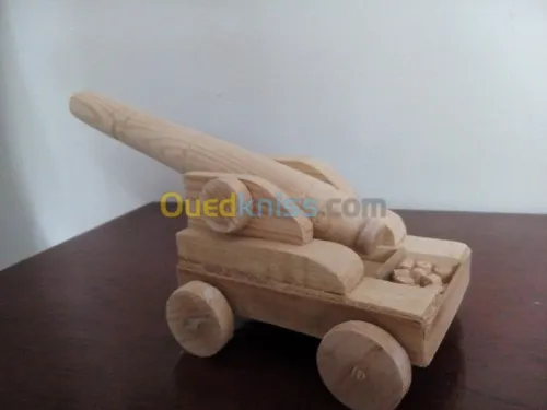 Bibelots en bois pour décoration  