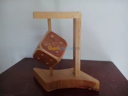 Bibelots en bois pour décoration  