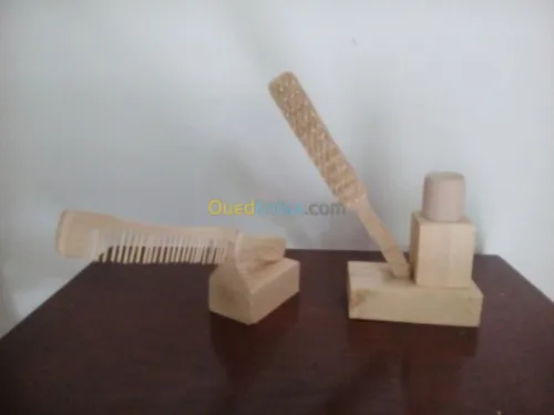 Bibelots en bois pour décoration  