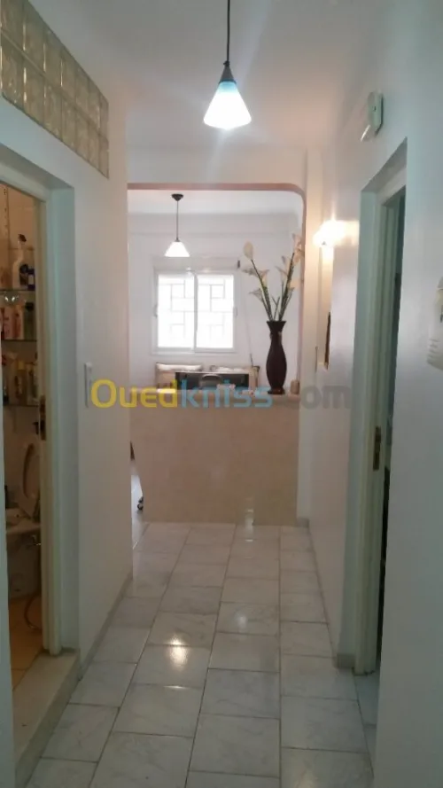 Location Appartement F4 Oran Bir el djir