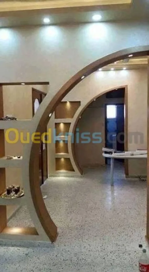 BA13,électricité,peinture,autocollant