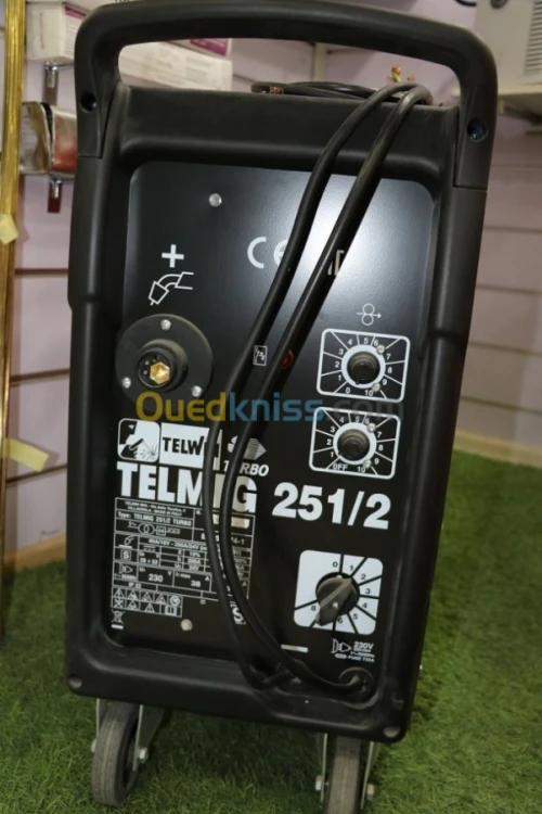 POSTE A SOUDER / CHARGEUR BATTERIE