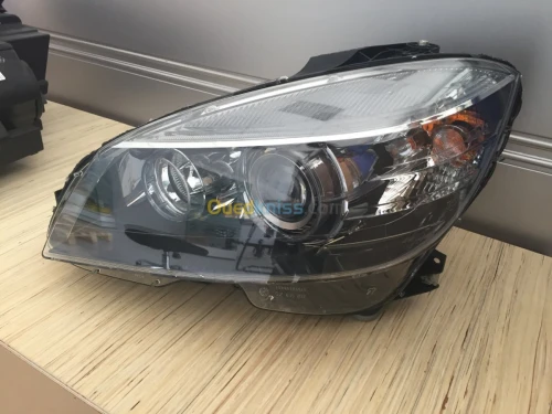 Phare Xenon Mercedes Classe C63 (W204)
