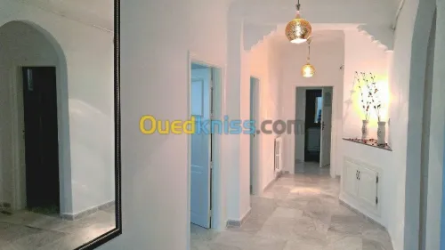 Location vacances Appartement F5 Tlemcen Tlemcen